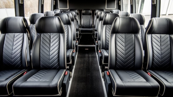 15 passenger minibus rental greenville